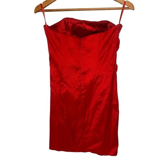 CACHE Red Strapless Ruched Pleated Flower Appliqué Detail Cocktail Mini Dress - Picture 3 of 12